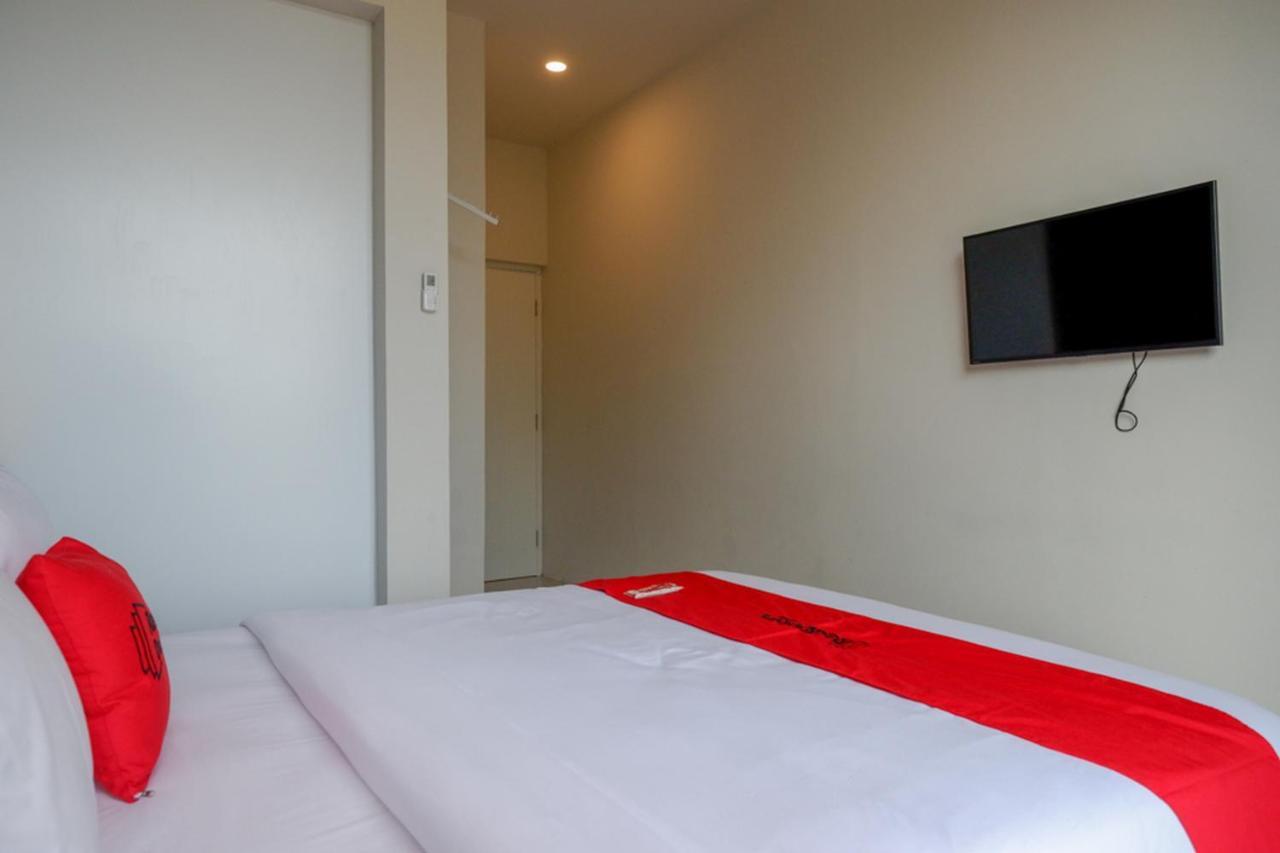 Reddoorz Plus Near Solo Baru ภายนอก รูปภาพ