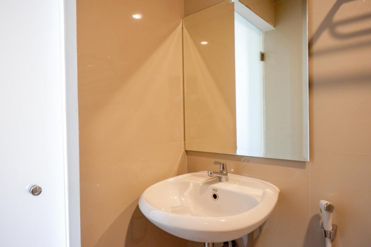 Reddoorz Plus Near Solo Baru ภายนอก รูปภาพ